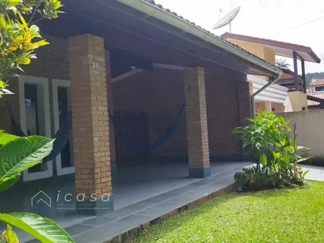 Casa com 377m² 4 quartos e 4 banheiros, à venda, no bairro Lagoinha em Ubatuba