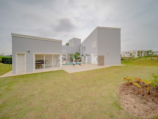 Casa com 1800m² 6 quartos e 7 banheiros, à venda, no bairro Loteamento Residencial Parque Terras de Santa Cecília em Itu