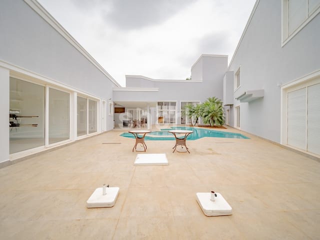 Casa com 1800m² 6 quartos e 7 banheiros, à venda, no bairro Loteamento Residencial Parque Terras de Santa Cecília em Itu