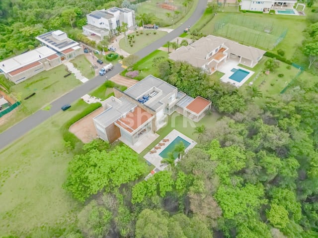 Casa com 2043m² 5 quartos e 7 banheiros, à venda, no bairro Condomínio Terras de São José em Itu