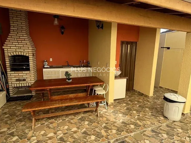 Casa com 200m² 2 quartos e 3 banheiros, à venda, no bairro Boa Vista em Sorocaba