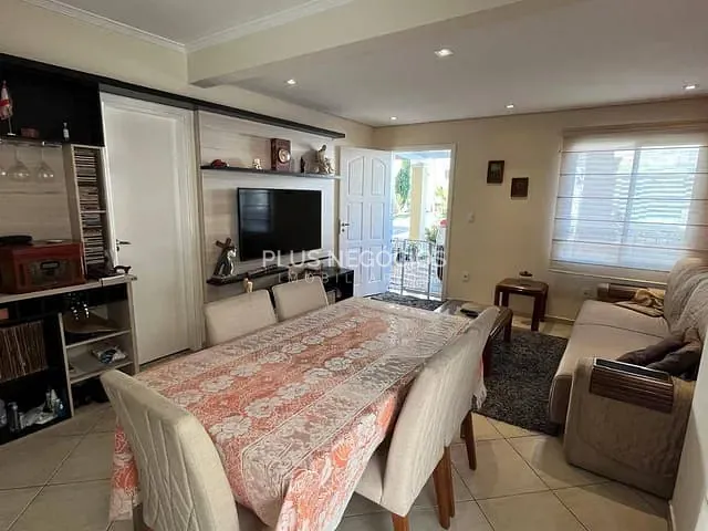 Casa com 200m² 2 quartos e 3 banheiros, à venda, no bairro Boa Vista em Sorocaba