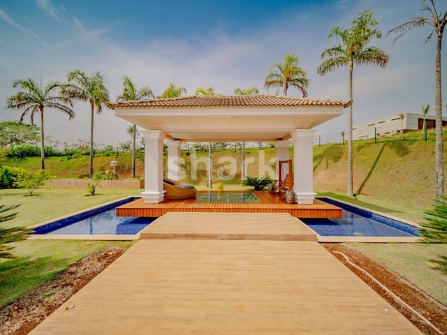 Casa com 2500m² 6 quartos e 8 banheiros, à venda ou para alugar, no bairro Condomínio Terras de São José em Itu