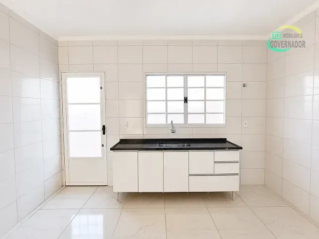 Casa com 816m² 4 quartos e 1 banheiro, para alugar, no bairro Bosque de Barão Geraldo em Campinas