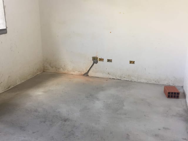 Casa com 132m² 2 quartos e 1 banheiro, à venda, no bairro Residencial Mantiqueira em Pindamonhangaba