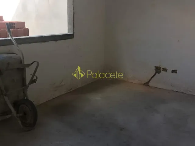 Casa com 132m² 2 quartos e 1 banheiro, à venda, no bairro Residencial Mantiqueira em Pindamonhangaba