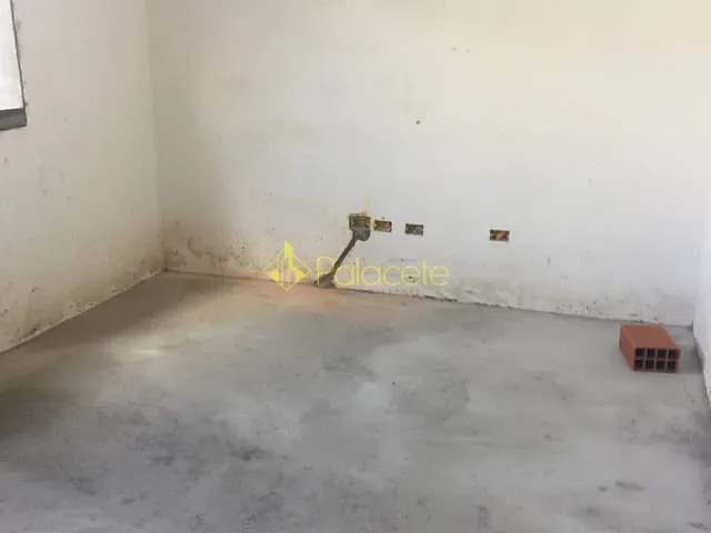 Casa com 132m² 2 quartos e 1 banheiro, à venda, no bairro Residencial Mantiqueira em Pindamonhangaba