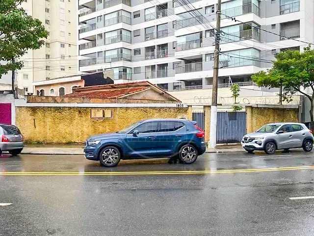 Casa com 240m², para alugar, no bairro Vila Mascote em São Paulo