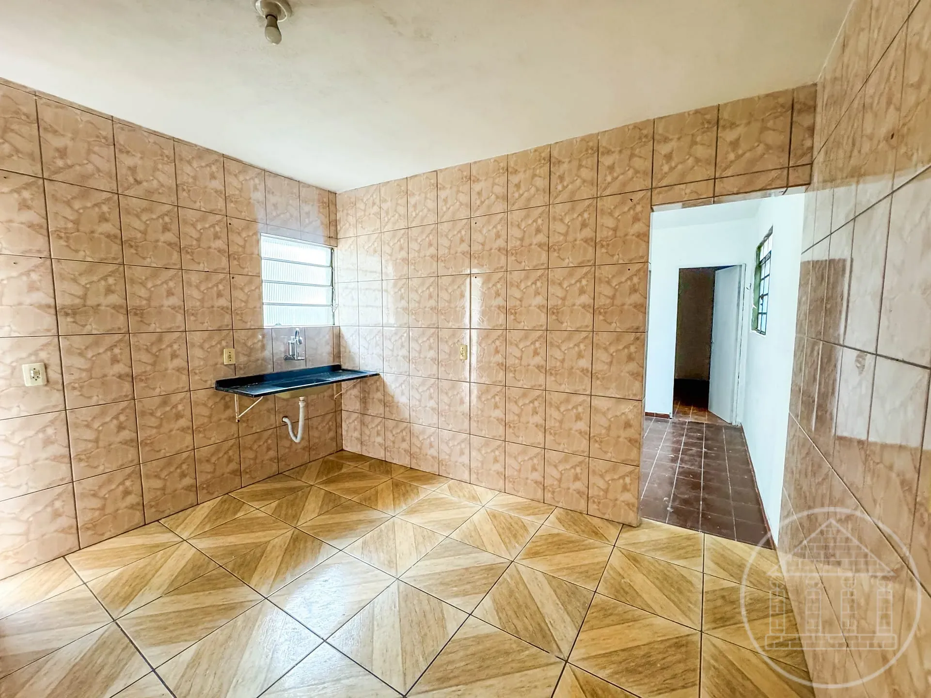Casa, 1 quarto, 30 m² - Foto 1
