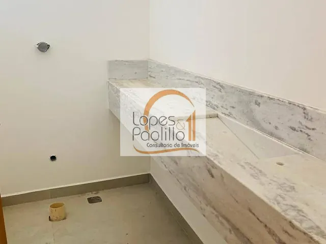 Casa com 200m² 3 quartos e 3 banheiros, à venda, no bairro Loteamento Loanda em Atibaia