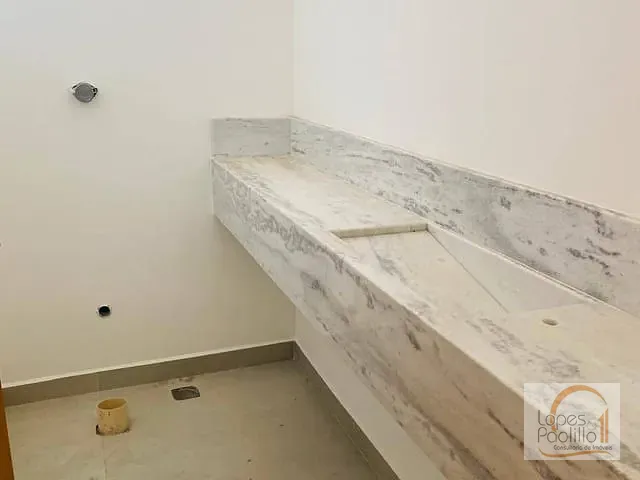 Casa com 200m² 3 quartos e 3 banheiros, à venda, no bairro Loteamento Loanda em Atibaia