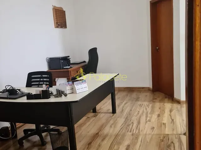 Casa com 428m² 4 quartos e 4 banheiros, à venda, no bairro Nossa Senhora do Perpétuo Socorro em Pindamonhangaba