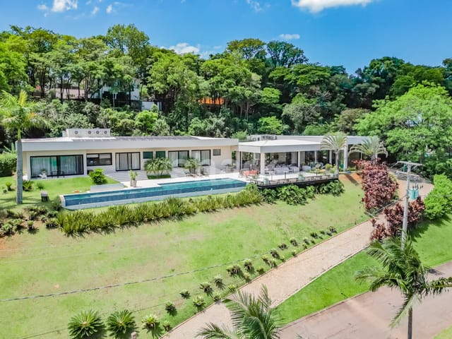 Casa com 3800m² 5 quartos e 7 banheiros, à venda, no bairro Condomínio Terras de São José em Itu
