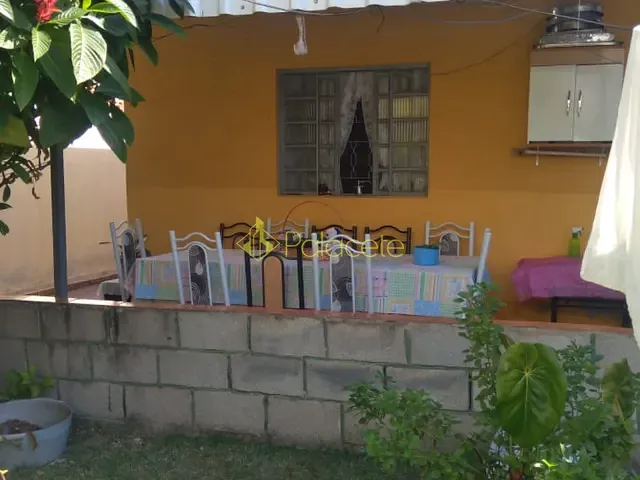 Casa com 250m² 3 quartos e 1 banheiro, à venda, no bairro Vila Suiça em Pindamonhangaba