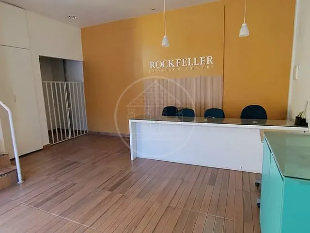 Prédio com 534m², para alugar, no bairro Parelheiros em São Paulo