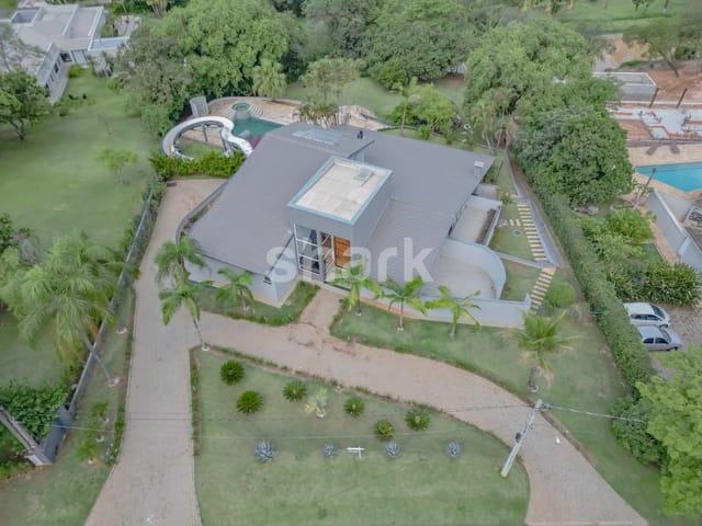 Casa com 2600m² 5 quartos e 5 banheiros, à venda, no bairro Condomínio Terras de São José em Itu