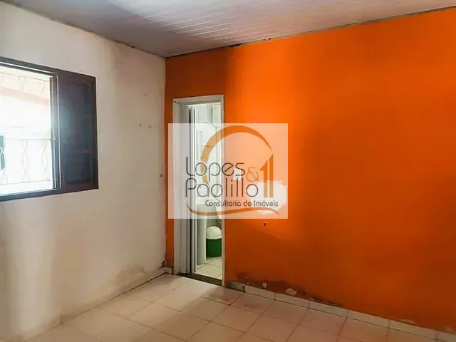 Casa com 800m² 2 quartos e 3 banheiros, à venda, no bairro Jardim Maracanã em Atibaia