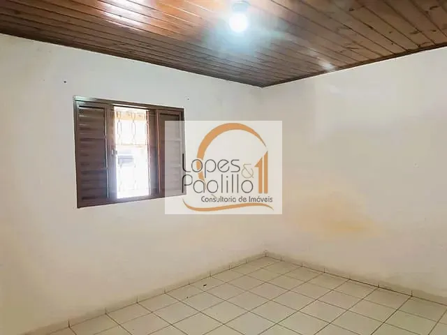 Casa com 800m² 2 quartos e 3 banheiros, à venda, no bairro Jardim Maracanã em Atibaia