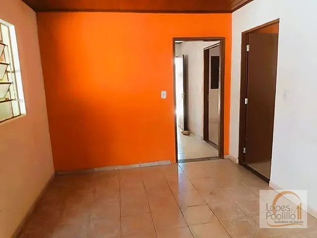 Casa com 800m² 2 quartos e 3 banheiros, à venda, no bairro Jardim Maracanã em Atibaia