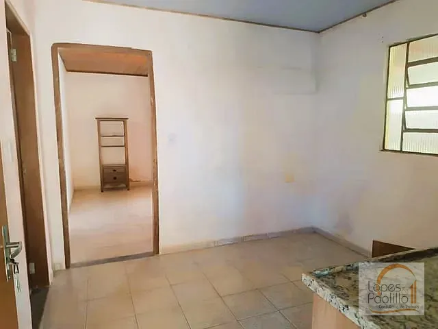 Casa com 800m² 2 quartos e 3 banheiros, à venda, no bairro Jardim Maracanã em Atibaia