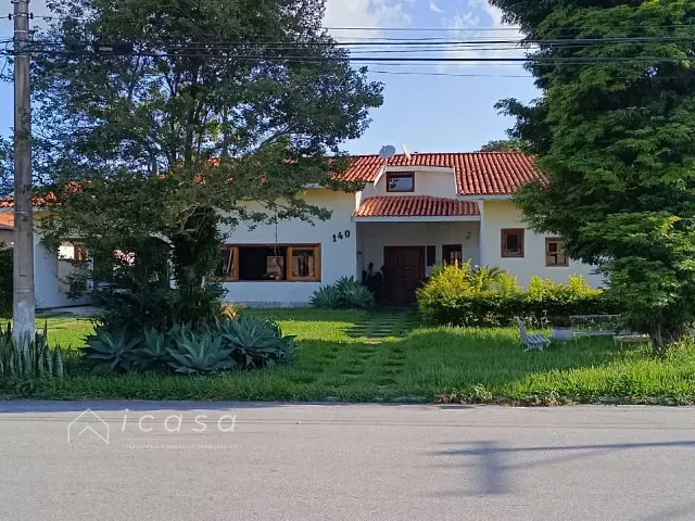 Casa com 1250m² 3 quartos e 5 banheiros, à venda, no bairro Condominio Vale Do Sol em Tremembé