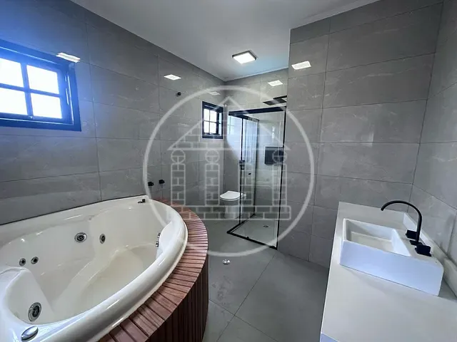 Casa 4 quartos e 6 banheiros, à venda, no bairro Fazenda da Ilha em Embu-Guaçu