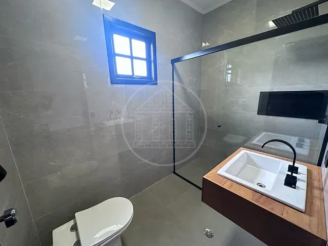 Casa 4 quartos e 6 banheiros, à venda, no bairro Fazenda da Ilha em Embu-Guaçu