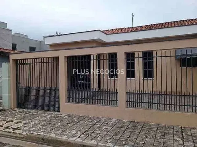 Casa com 300m² 3 quartos e 4 banheiros, à venda, no bairro Além Ponte em Sorocaba