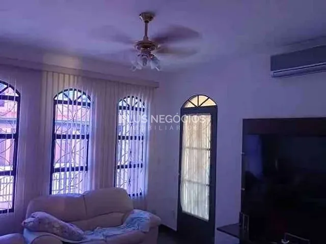 Casa com 300m² 3 quartos e 4 banheiros, à venda, no bairro Além Ponte em Sorocaba