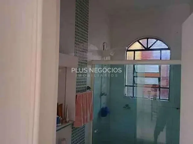 Casa com 300m² 3 quartos e 4 banheiros, à venda, no bairro Além Ponte em Sorocaba