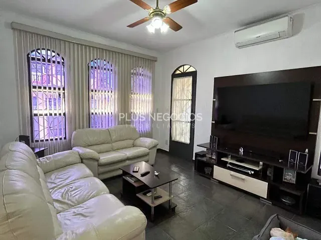 Casa com 300m² 3 quartos e 4 banheiros, à venda, no bairro Além Ponte em Sorocaba