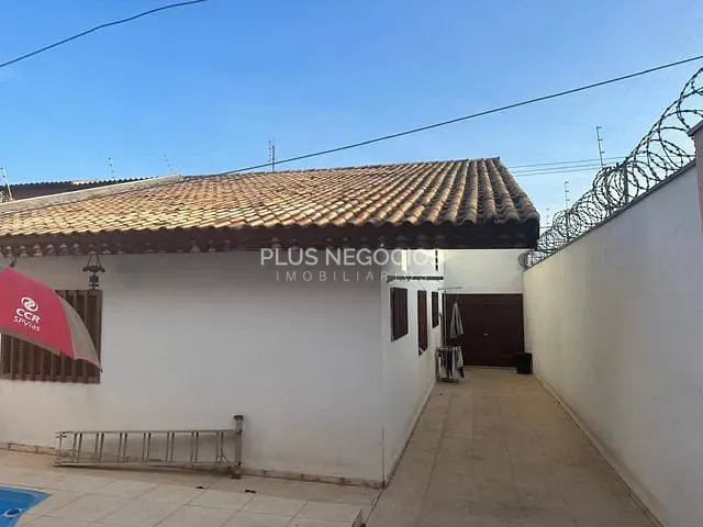 Casa com 300m² 3 quartos e 4 banheiros, à venda, no bairro Jardim Zulmira em Sorocaba