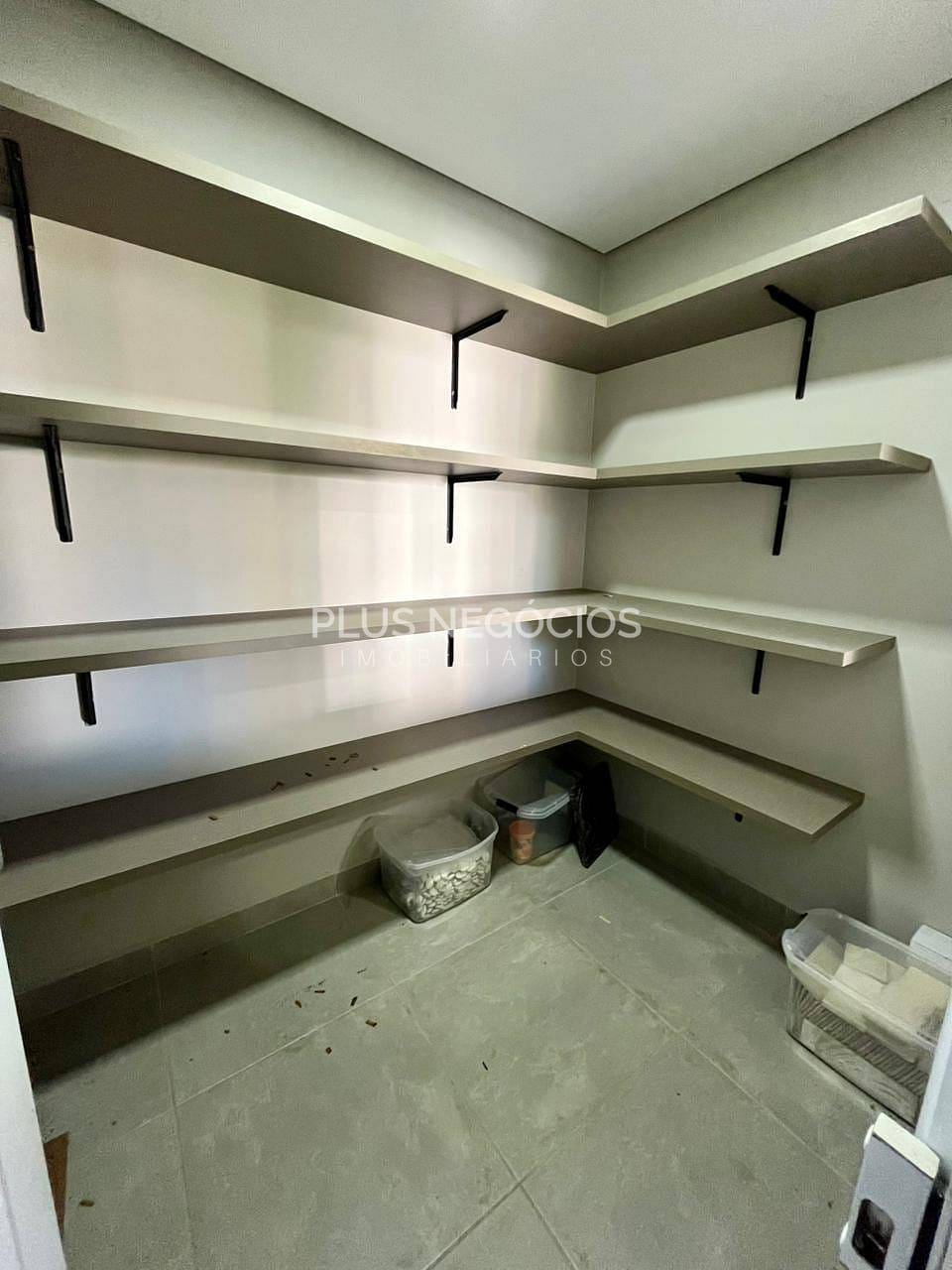 Casa à venda com 4 quartos, 296m² - Foto 45