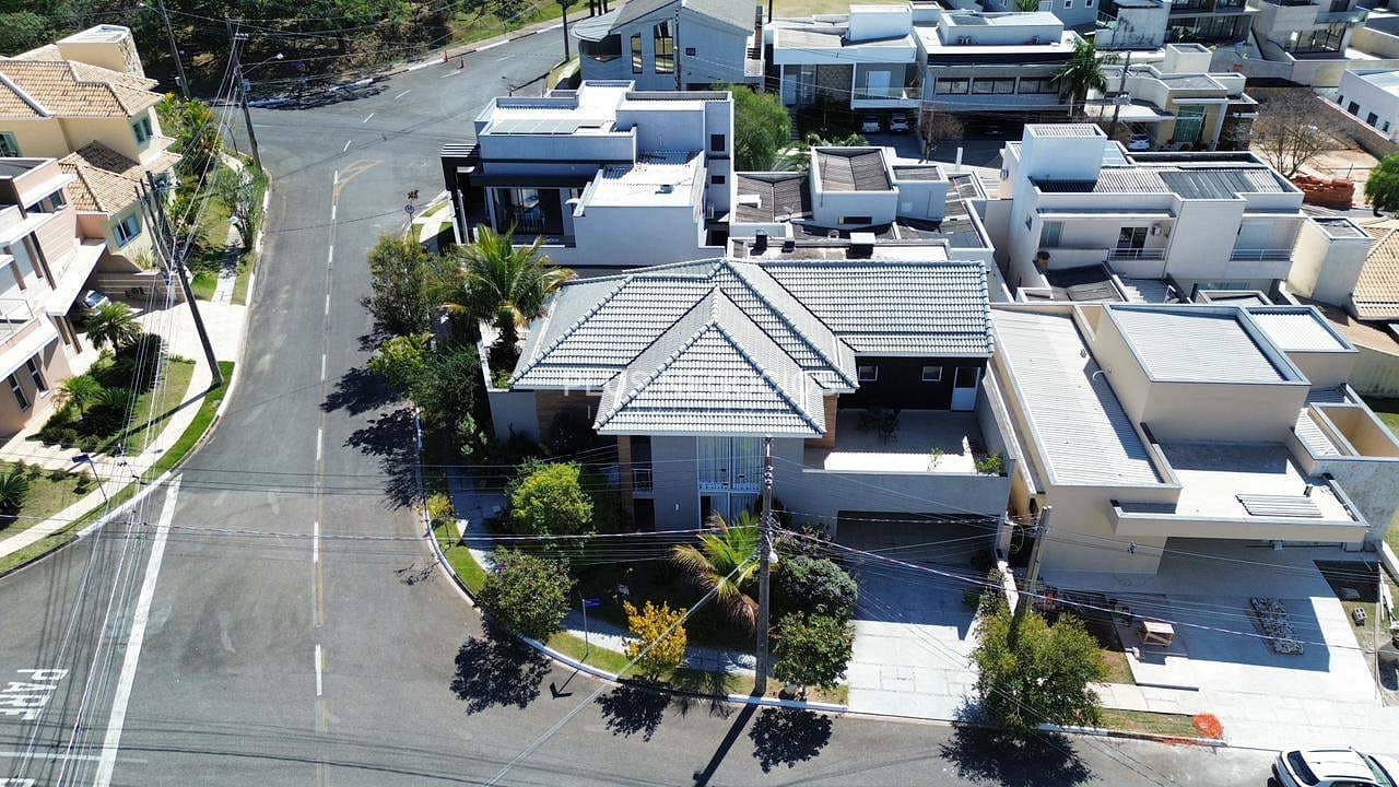 Casa à venda com 4 quartos, 296m² - Foto 33