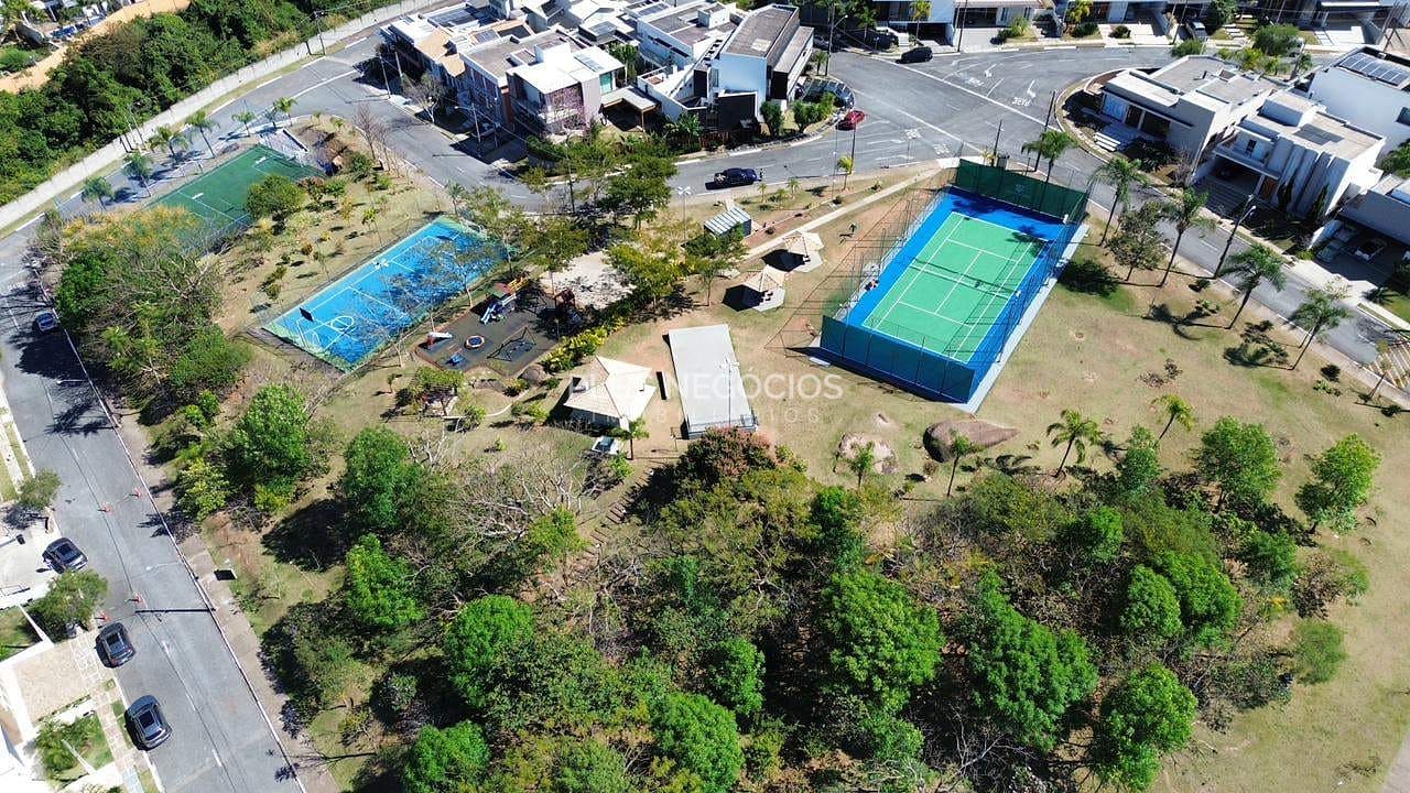 Casa à venda com 4 quartos, 296m² - Foto 44