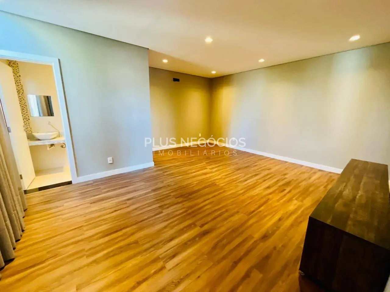 Casa, 4 quartos, 296 m² - Foto 37