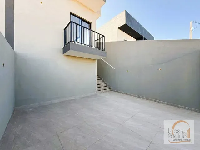 Casa com 103m² 2 quartos e 2 banheiros, à venda, no bairro Jardim Santo Antônio em Atibaia