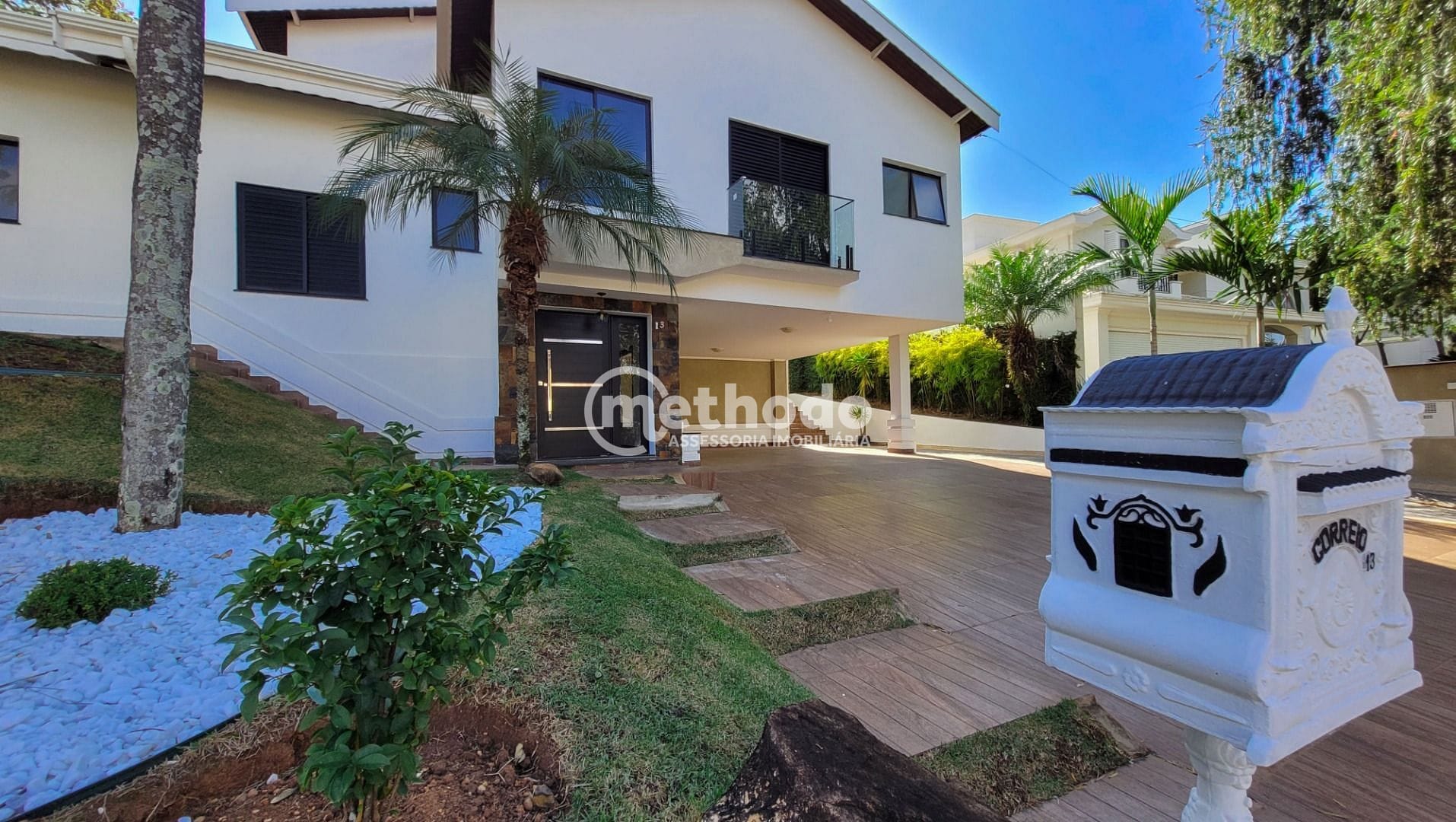 Casa, 5 quartos, 627 m² - Foto 1