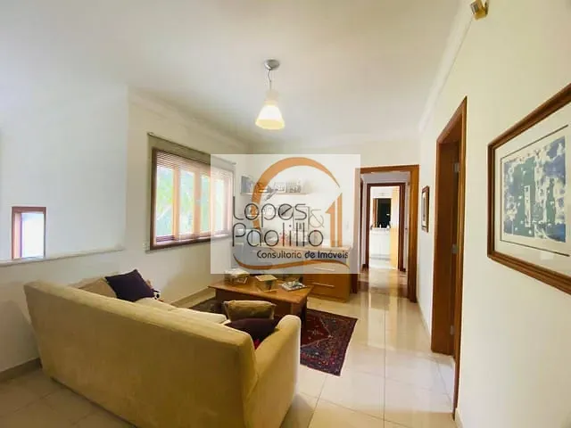 Casa com 100m² 4 quartos e 5 banheiros, à venda, no bairro Vila Santista em Atibaia