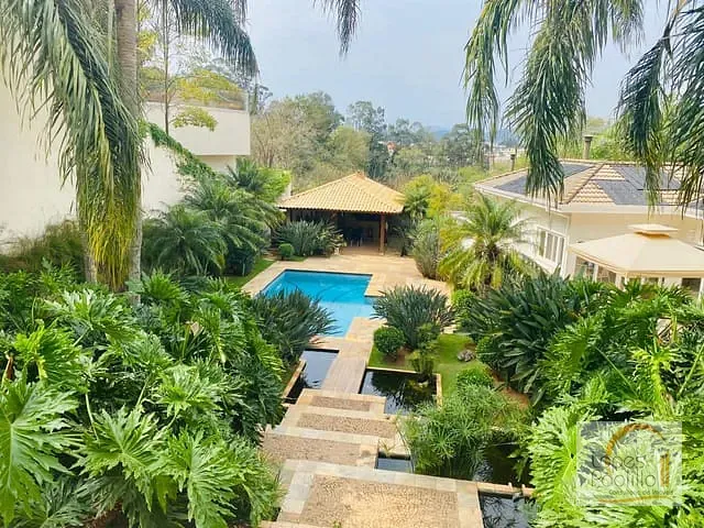 Casa com 100m² 4 quartos e 5 banheiros, à venda, no bairro Vila Santista em Atibaia