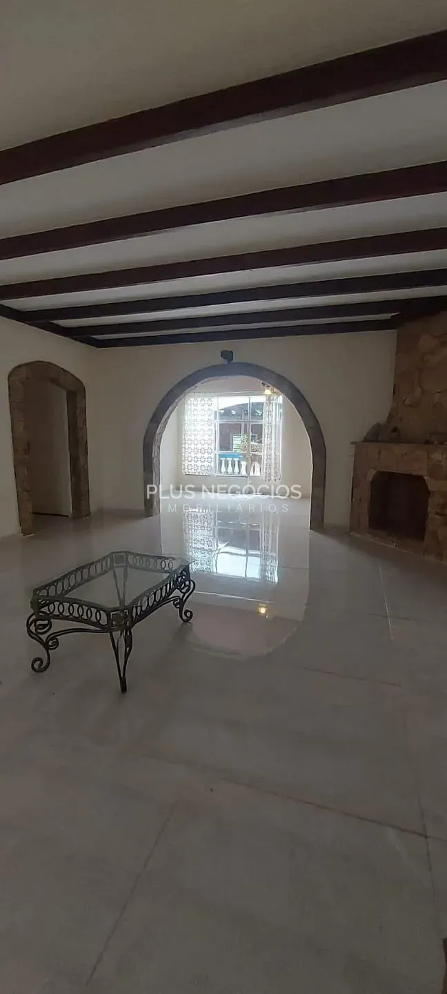 Casa, 4 quartos, 297 m² - Foto 2