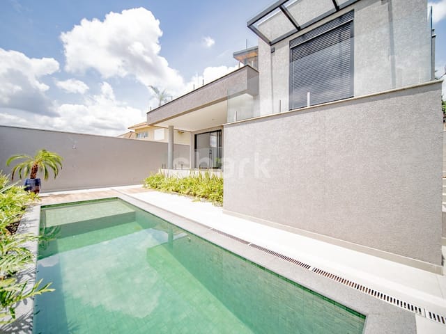 Casa com 552m² 4 quartos e 6 banheiros, à venda, no bairro Alphaville em Santana de Parnaíba