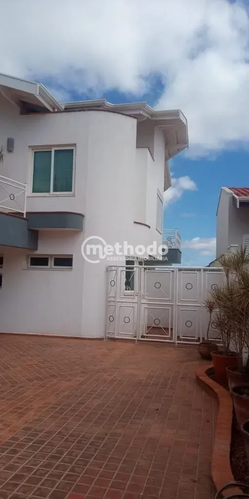Casa, 3 quartos, 404 m² - Foto 2