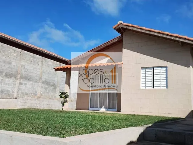 Casa com 384m² 2 quartos e 2 banheiros, à venda, no bairro Loteamento Parque Serras de Atibaia I em Atibaia