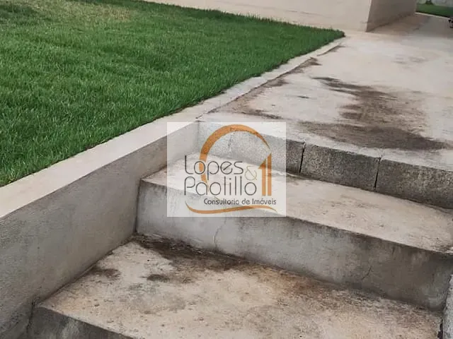 Casa com 384m² 2 quartos e 2 banheiros, à venda, no bairro Loteamento Parque Serras de Atibaia I em Atibaia
