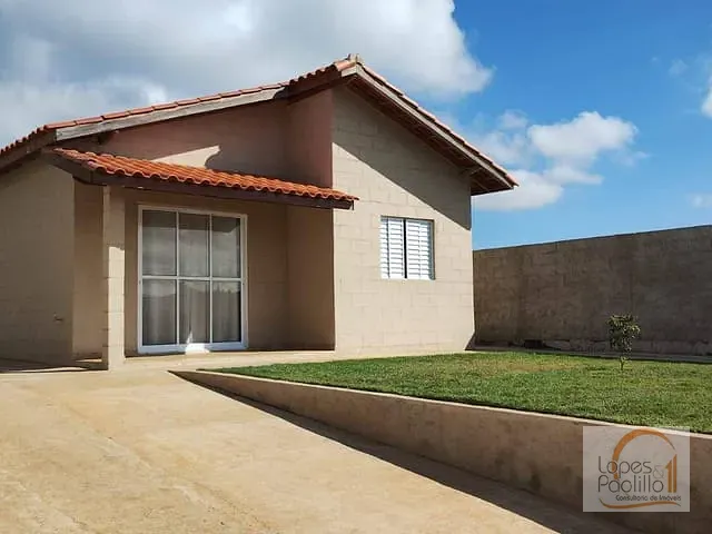 Casa com 384m² 2 quartos e 2 banheiros, à venda, no bairro Loteamento Parque Serras de Atibaia I em Atibaia