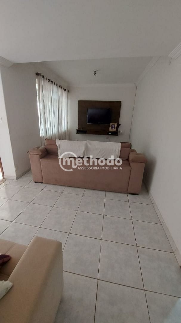 Casa, 3 quartos, 250 m² - Foto 4