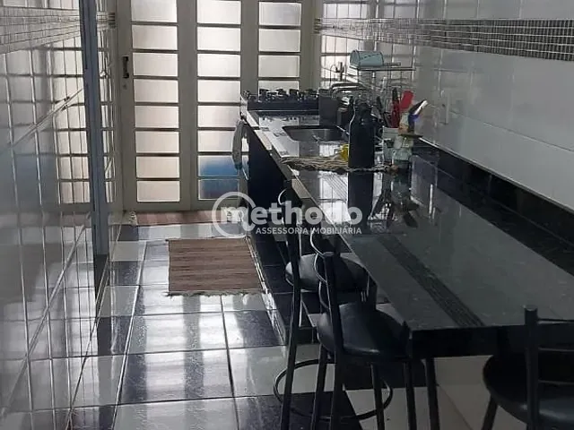 Casa com 350m² 3 quartos e 2 banheiros, à venda, no bairro Jardim Nova Europa em Campinas