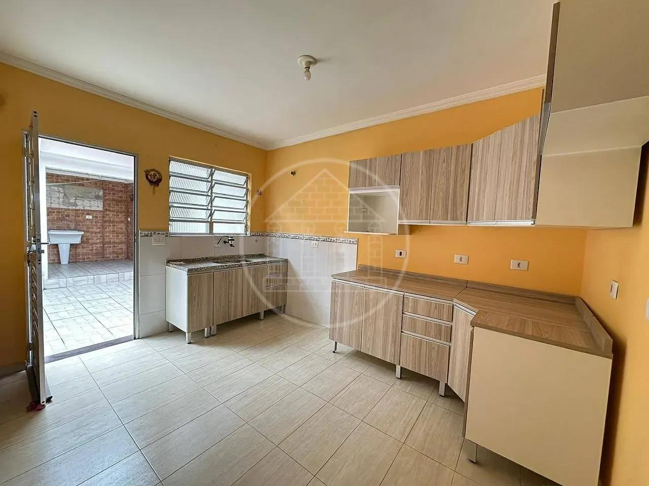 Casa, 2 quartos, 90 m² - Foto 1