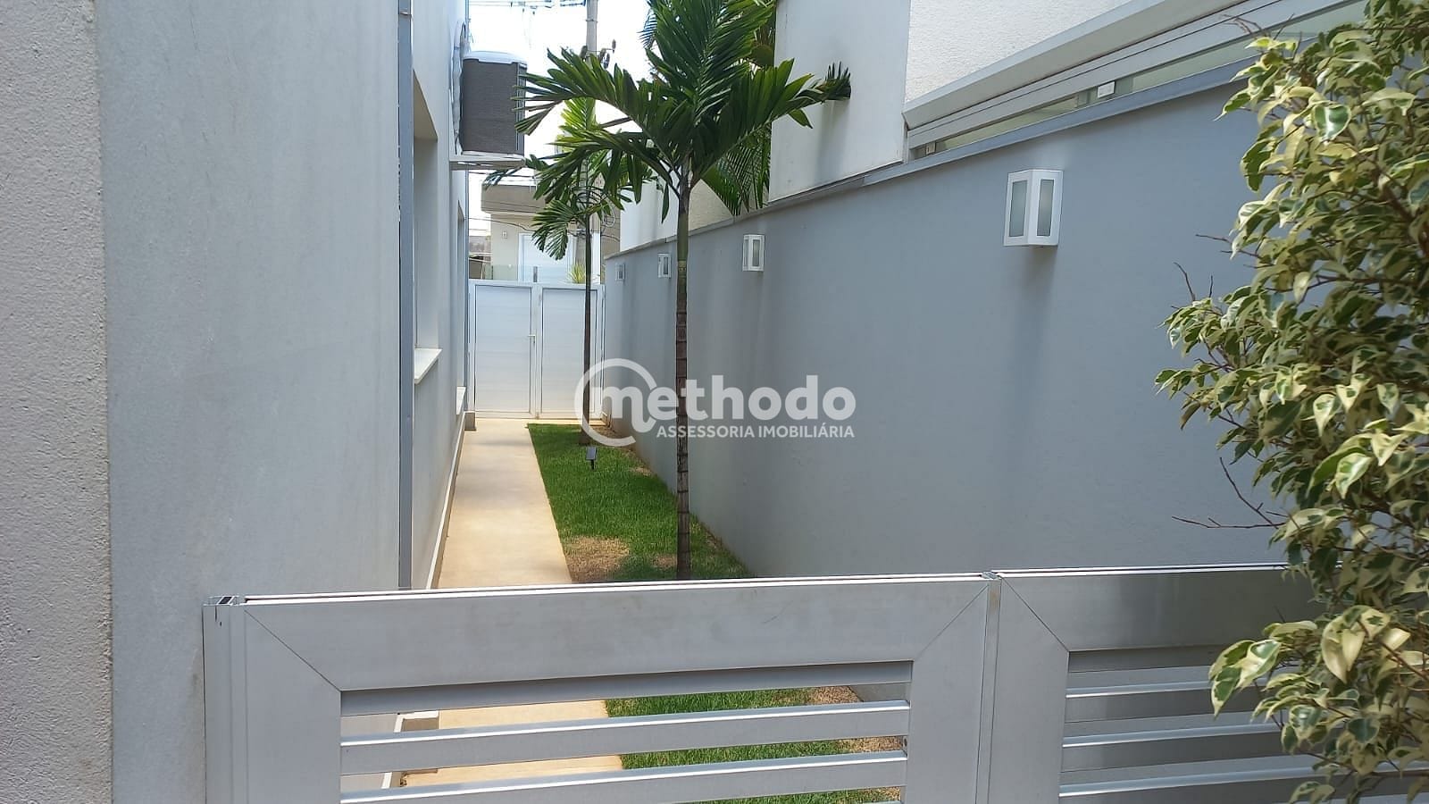 Casa, 3 quartos, 240 m² - Foto 3